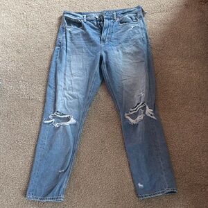 American Eagle Outfitters Women’s Medium Blue Ripped Straight Jeans